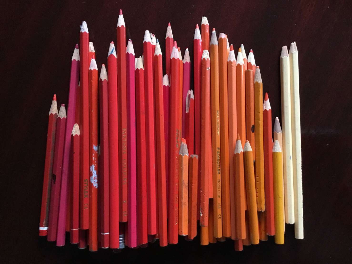  Bunstifte - Farbe - Rot